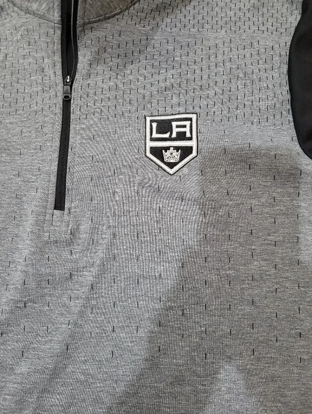 LA Kings (NHL) men's size large long sleeve zip up polo shirt